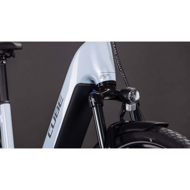 CUBE TOURING HYBRID ONE 600 - Easy Entry - Trekking E-Bike - 2026 - glacier / reflex